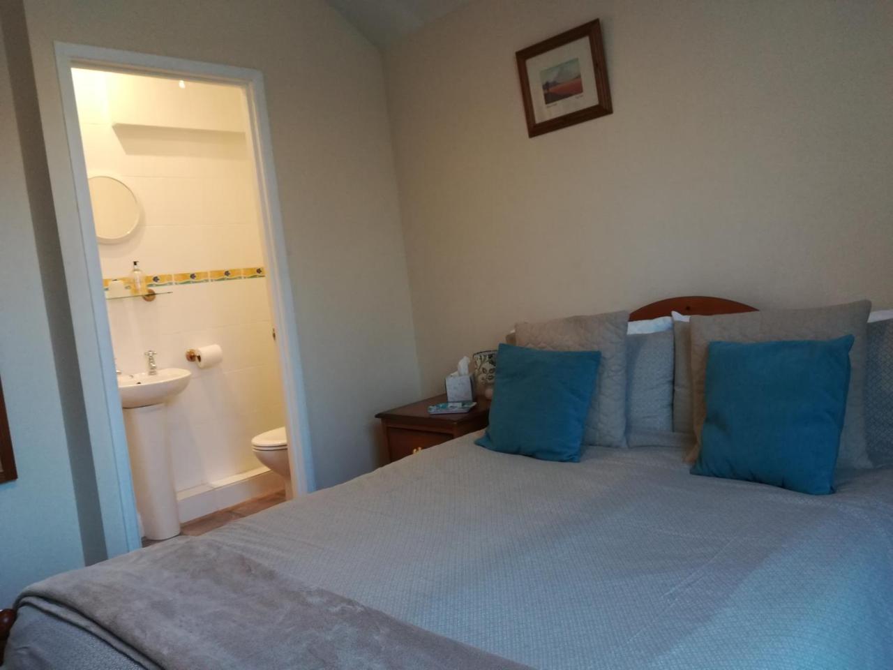 Bed and Breakfast Crestwell House Eastleigh Exteriér fotografie